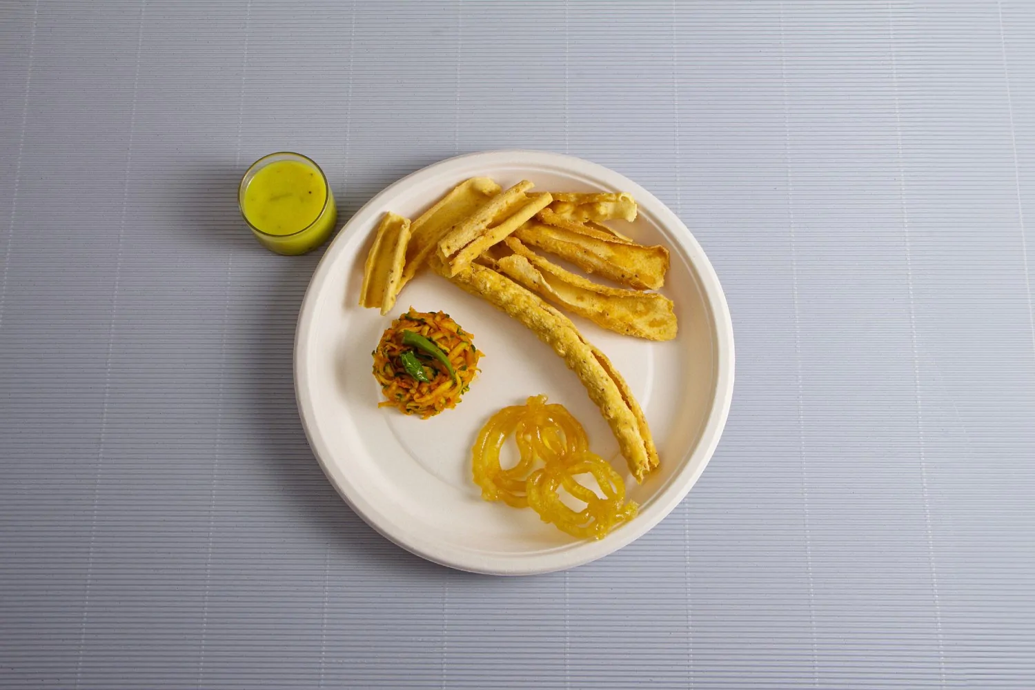 9" Flat Round Biodegradable Bagasse Plate - Sugarwares